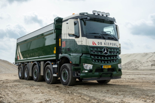 Mercedes-Benz Arocs 4945K 10x4 -01